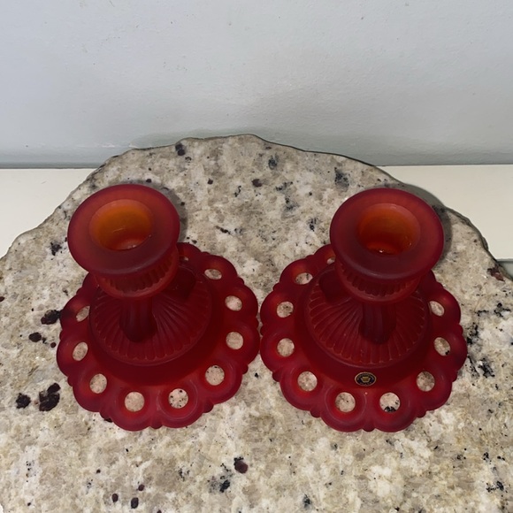 Vintage Westmoreland Handmade Red Glass Satin Mist Doric Lace Candle Holder Pair - Picture 12 of 12